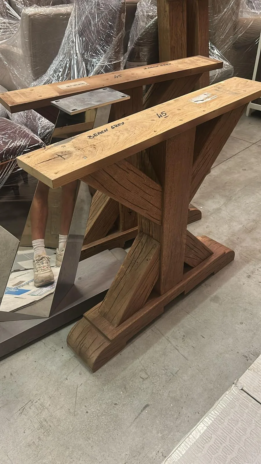 Houten tafelonderstel met kruispoot