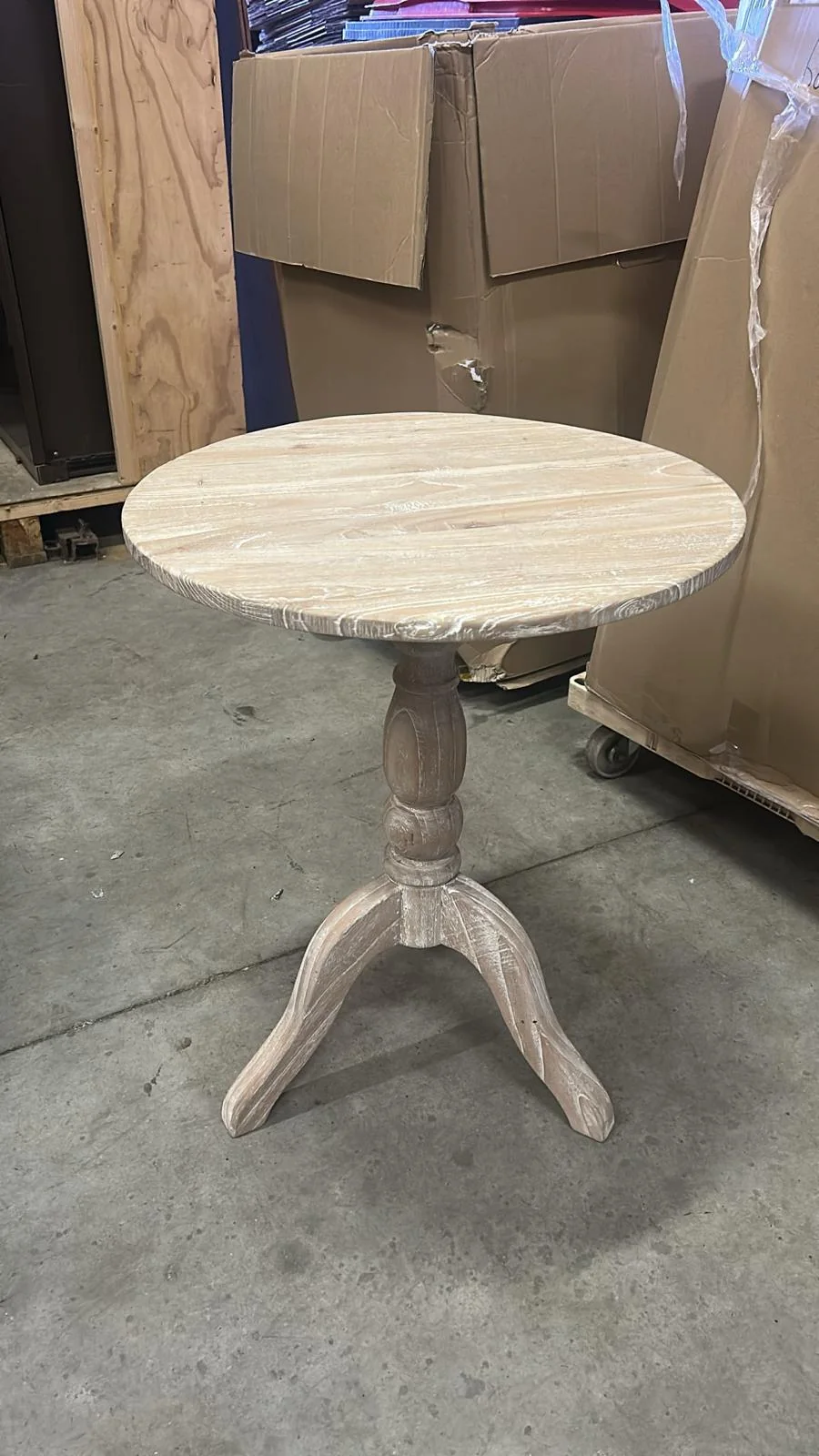 Ronde whitewash bijzettafel