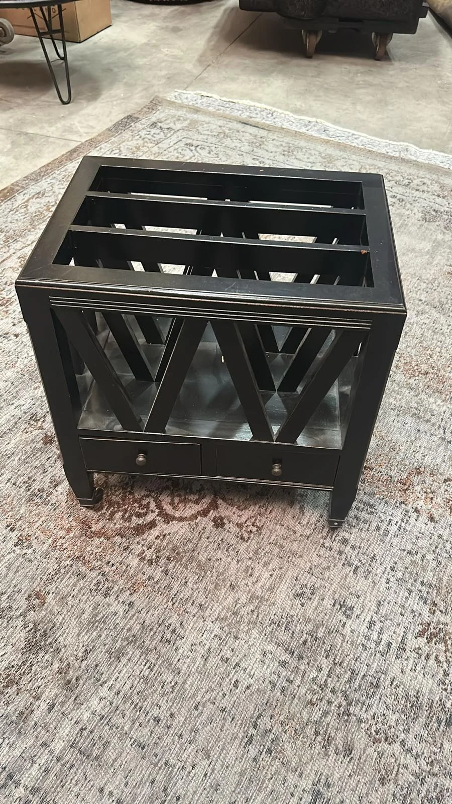 Zwart flessenrek